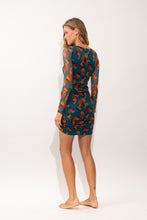 Laden Sie das Bild in den Galerie-Viewer, Model Back: Rio De Sol Mini Dress Luma Laura Dress