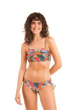 Laden Sie das Bild in den Galerie-Viewer, Model Front: Rio De Sol Oberteil Top Jungle Bandeau-Reto