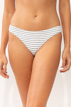Laden Sie das Bild in den Galerie-Viewer, Gallery: Rio De Sol Unterteil Bottom Linea-White Essential-Comfy
