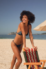 Laden Sie das Bild in den Galerie-Viewer, Image 06: Rio De Sol Set Set Shimmer-Shark Tri-Fixo-Noa Cheeky-Noa