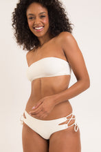 Laden Sie das Bild in den Galerie-Viewer, Image 09: Rio De Sol Unterteil Bottom Off-White Madrid