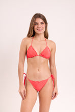 Laden Sie das Bild in den Galerie-Viewer, Model Front: Rio De Sol Set Set Malibu-Folia Frufru