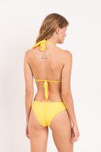 Laden Sie das Bild in den Galerie-Viewer, Model Back: Rio De Sol Set Set Amarelo Mel