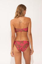 Laden Sie das Bild in den Galerie-Viewer, Model Back: Wednesday In Hawaii By Rio De Sol Set Set Pua-Coco-Guava Lani Waikiki
