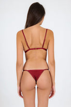 Laden Sie das Bild in den Galerie-Viewer, Model Back: Rio De Sol Oberteil Top Shimmer-Divino Tri-Fixo