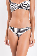 Laden Sie das Bild in den Galerie-Viewer, Image 09: Rio De Sol Unterteil Bottom Collage Essential-Comfy