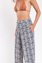 Laden Sie das Bild in den Galerie-Viewer, Image 08: Rio De Sol Strandhosen Ikat Wide Pants
