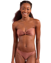 Laden Sie das Bild in den Galerie-Viewer, Gallery: Rio De Sol Set Set Shimmer-Copper Bandeau-Joy Essential