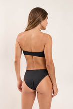 Laden Sie das Bild in den Galerie-Viewer, Model Back: Wednesday In Hawaii By Rio De Sol Oberteil Top Lava Lani