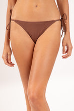 Laden Sie das Bild in den Galerie-Viewer, Gallery: Rio De Sol Unterteil Bottom Sand-Cappuccino Cheeky-Micro