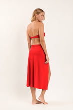 Laden Sie das Bild in den Galerie-Viewer, Model Back: Rio De Sol Strandrock Rouge Long-Skirt-Knot