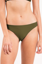 Laden Sie das Bild in den Galerie-Viewer, Gallery: Rio De Sol Unterteil Bottom Shimmer-Croco Essential-Comfy