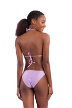 Laden Sie das Bild in den Galerie-Viewer, Model Back: Rio De Sol Unterteil Bottom Shimmer-Harmonia Ibiza-Comfy