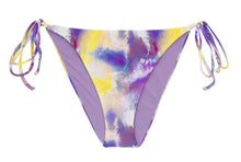 Laden Sie das Bild in den Galerie-Viewer, Product Front: Rio De Sol Unterteil Bottom Tiedye-Purple Ibiza-Comfy