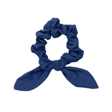 Laden Sie das Bild in den Galerie-Viewer, Product Front: Rio De Sol Haar-Accessoires Navy Scrunchie
