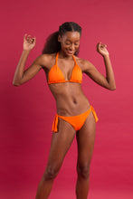 Laden Sie das Bild in den Galerie-Viewer, Image 10: Rio De Sol Set Set Dots-Orange Mel Italy