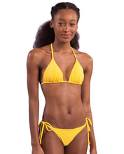 Laden Sie das Bild in den Galerie-Viewer, Gallery: Rio De Sol Set Set Malibu-Yellow Tri-Inv Cheeky-Tie
