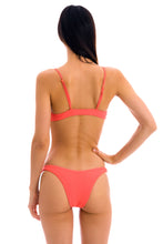 Laden Sie das Bild in den Galerie-Viewer, Model Back: Rio De Sol Oberteil Top Dots-Tabata Mila