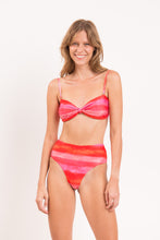 Laden Sie das Bild in den Galerie-Viewer, Image 12: Rio De Sol Set Set Cher Bandeau-Joy Hotpants
