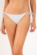 Laden Sie das Bild in den Galerie-Viewer, Gallery: Rio De Sol Unterteil Bottom Linea-White Ibiza-Comfy
