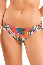 Laden Sie das Bild in den Galerie-Viewer, Gallery: Rio De Sol Unterteil Bottom Jungle Madrid
