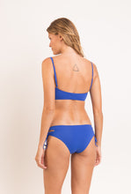Laden Sie das Bild in den Galerie-Viewer, Model Back: Rio De Sol Oberteil Top Oceano Bandeau-Reto
