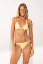 Laden Sie das Bild in den Galerie-Viewer, Model Front: Rio De Sol Unterteil Bottom Drift-Butterglow Ibiza-Comfy
