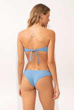 Laden Sie das Bild in den Galerie-Viewer, Model Back: Rio De Sol Set Set Solar-Celeste Dora Nice
