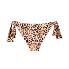 Laden Sie das Bild in den Galerie-Viewer, Product Front: Rio De Sol Unterteil Bottom Leopard Italy
