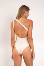 Laden Sie das Bild in den Galerie-Viewer, Model Back: Rio De Sol Badeanzug Brisa-Offwhite Sienna
