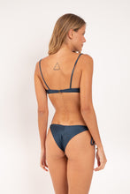 Laden Sie das Bild in den Galerie-Viewer, Bottom Shimmer-Shark Cheeky-Tie-Gold
