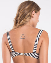 Laden Sie das Bild in den Galerie-Viewer, Image 05: Rio De Sol Oberteil Top Collage Amelia
