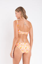 Laden Sie das Bild in den Galerie-Viewer, Model Back: Rio De Sol Unterteil Bottom Dreamy Essential-Comfy
