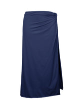 Laden Sie das Bild in den Galerie-Viewer, Product Front: Rio De Sol Strandrock Navy Long-Skirt-Knot
