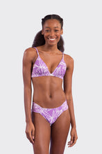Laden Sie das Bild in den Galerie-Viewer, Model Front: Rio De Sol Set Set Trail-Purple Tri-Fixo Baobi-Cheeky
