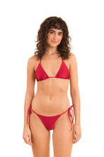 Laden Sie das Bild in den Galerie-Viewer, Model Front: Rio De Sol Set Set Shimmer-Divino Tri-Inv Cheeky-Tie
