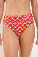 Laden Sie das Bild in den Galerie-Viewer, Image 08: Rio De Sol Unterteil Bottom Floral-Scales Hotpants
