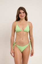 Laden Sie das Bild in den Galerie-Viewer, Model Front: Rio De Sol Unterteil Bottom Sand-Menta Ibiza-Comfy
