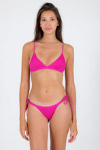 Laden Sie das Bild in den Galerie-Viewer, Model Front: Rio De Sol Unterteil Bottom Cotele-Amaranto Rio
