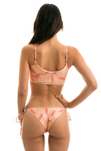 Laden Sie das Bild in den Galerie-Viewer, Bottom Banana Rose Bra
