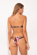 Laden Sie das Bild in den Galerie-Viewer, Bottom Jolie Italy

