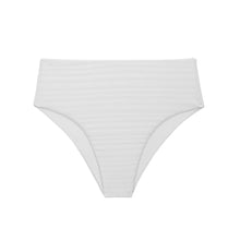 Laden Sie das Bild in den Galerie-Viewer, Bottom Memphis-White Hotpants

