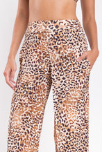 Laden Sie das Bild in den Galerie-Viewer, Leopard Wide Pants
