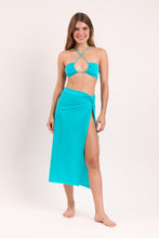 Laden Sie das Bild in den Galerie-Viewer, Model Front: Rio De Sol Strandrock Amb-Nannai Long Skirt Knot
