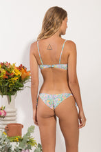 Laden Sie das Bild in den Galerie-Viewer, Model Back: Rio De Sol Unterteil Bottom Tiny-Garden Italy
