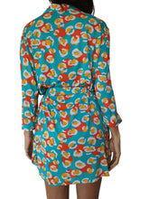 Laden Sie das Bild in den Galerie-Viewer, Model Back: Rio De Sol Hemdblusenkleid Dubai Chemise
