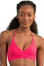 Laden Sie das Bild in den Galerie-Viewer, Gallery: Rio De Sol Oberteil Top Dots-Virtual-Pink Kate
