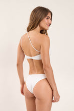 Laden Sie das Bild in den Galerie-Viewer, Set Sand-White Kora Leblon
