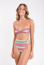 Laden Sie das Bild in den Galerie-Viewer, Set Supercolor Bandeau-Joy Highwaist-Spin
