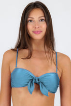 Laden Sie das Bild in den Galerie-Viewer, Top Shimmer-Baltic-Sea Bandeau-Knot
